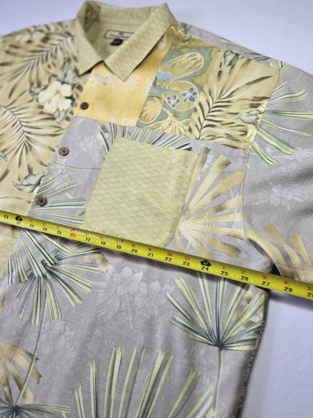Tommy Bahama XXL Silk Hawaiian Shirt